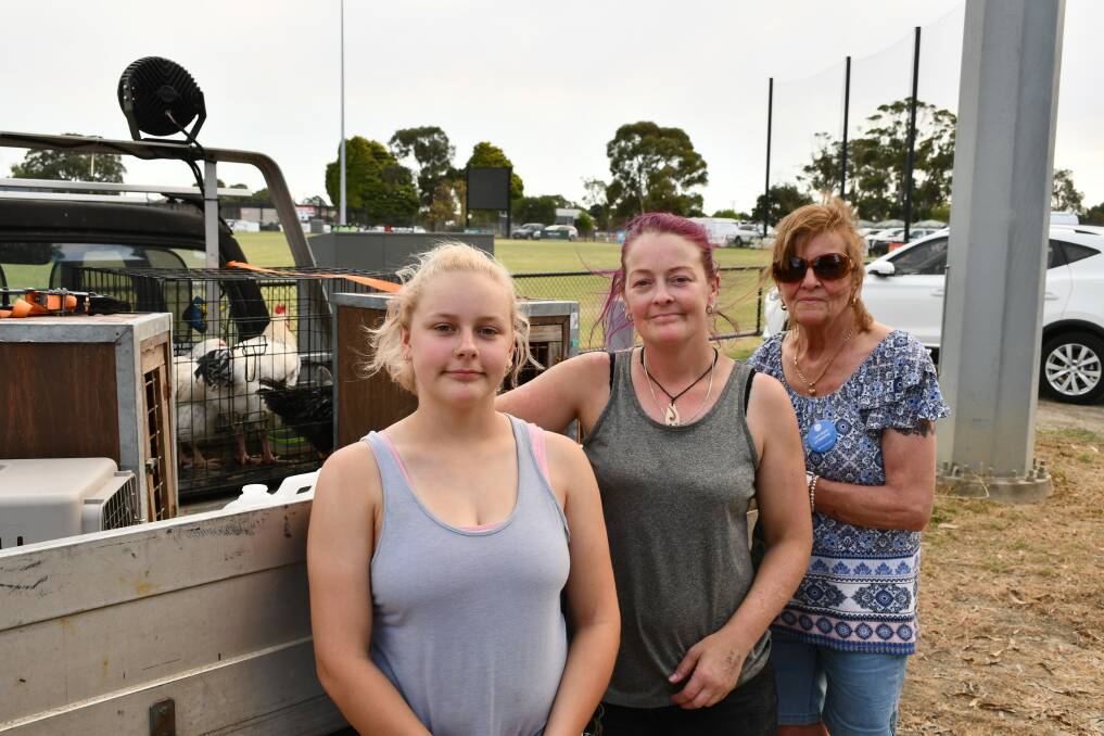 Karrina, Skye, and Maureen from near Raglan. Picture by The Courier
